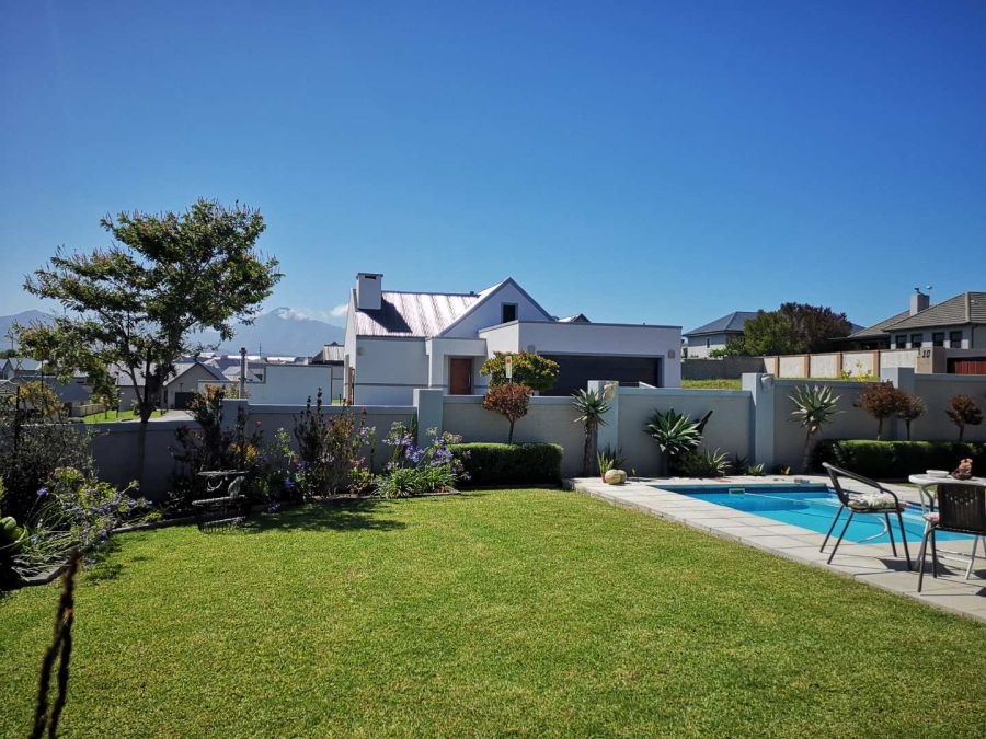 3 Bedroom Property for Sale in Blue Mountain Village Western Cape